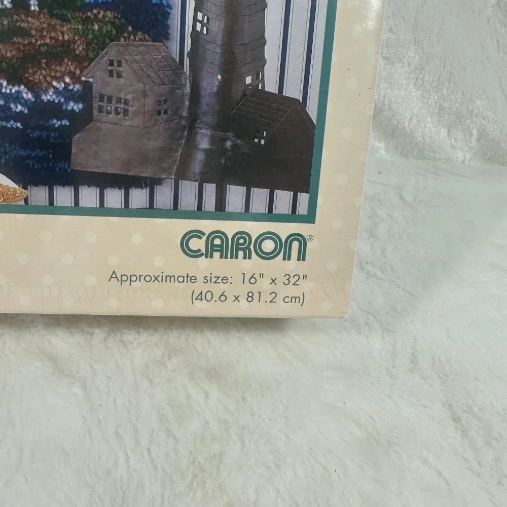 New in Box Sealed Caron WonderArt Latch Hook Kit #4122 Lighthouse Nautical Theme - Picture 3 of 6